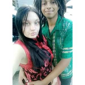 Meet your Posher, Desiree